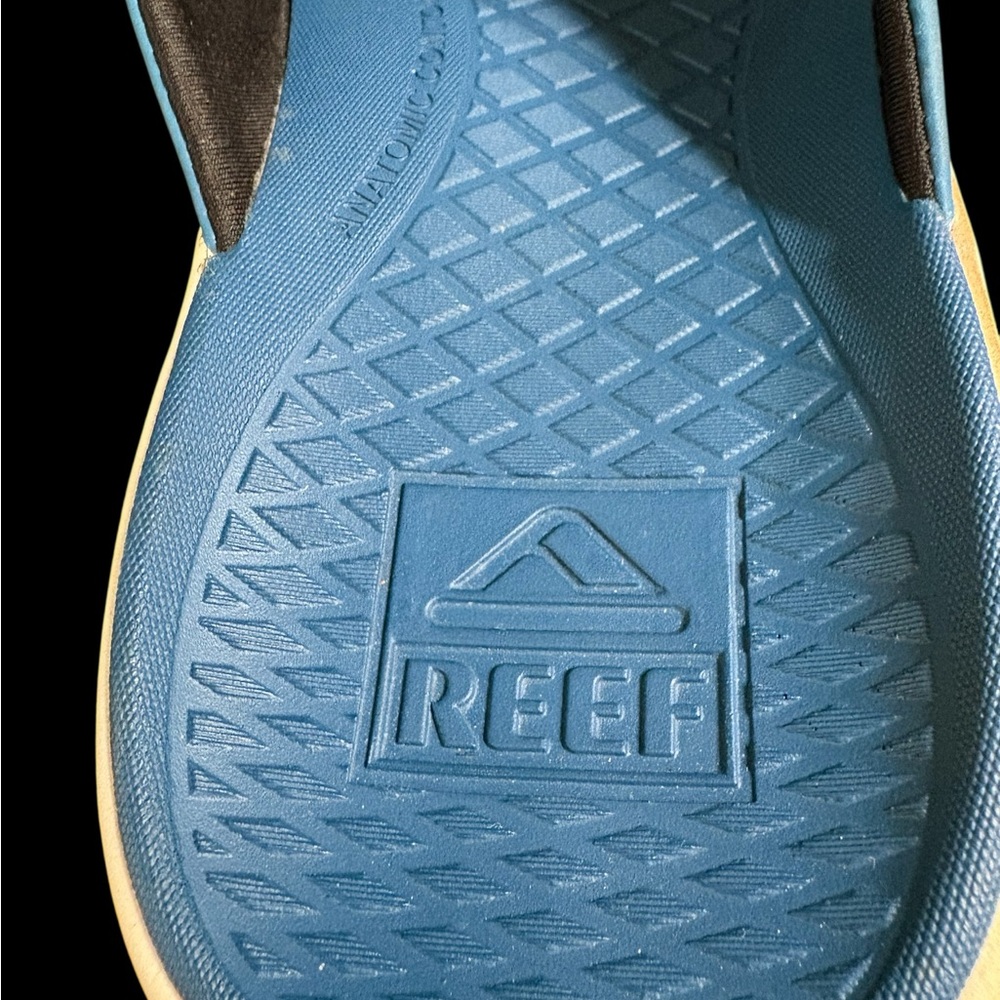 REEF-NWOT men’s 9 The Deckhand Flip Flops. Blue. Rubber sole. New w/o tags! - Picture 5 of 7